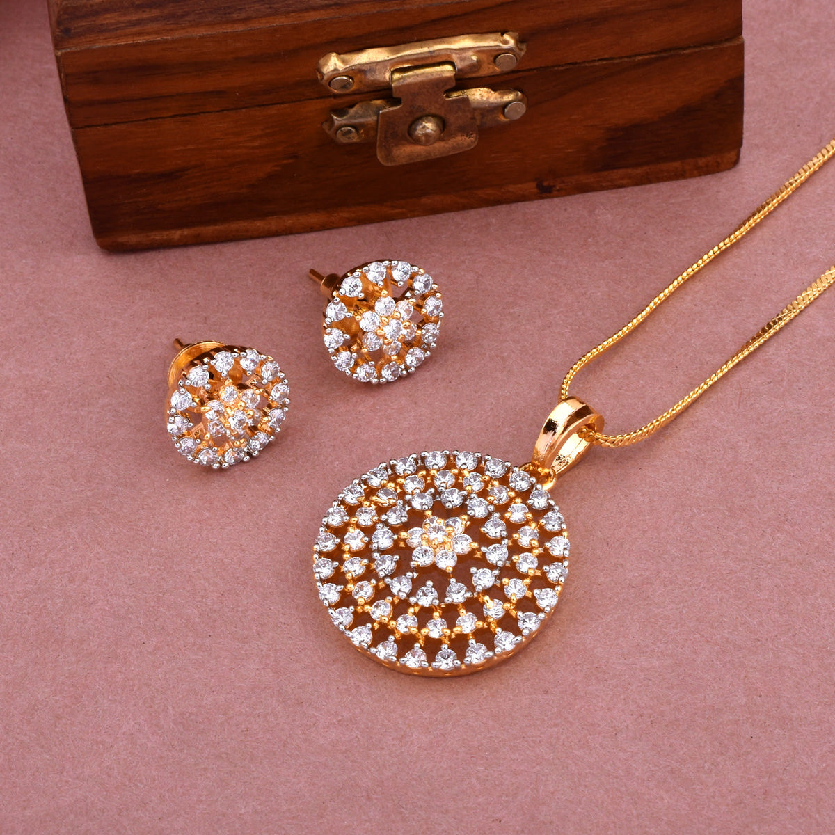 Diamond Embrace Pendant Set
