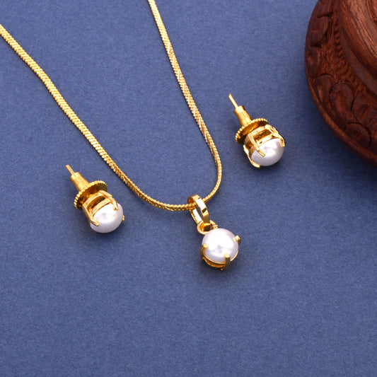 Gold Plated Glowing Pearl Pendant Set