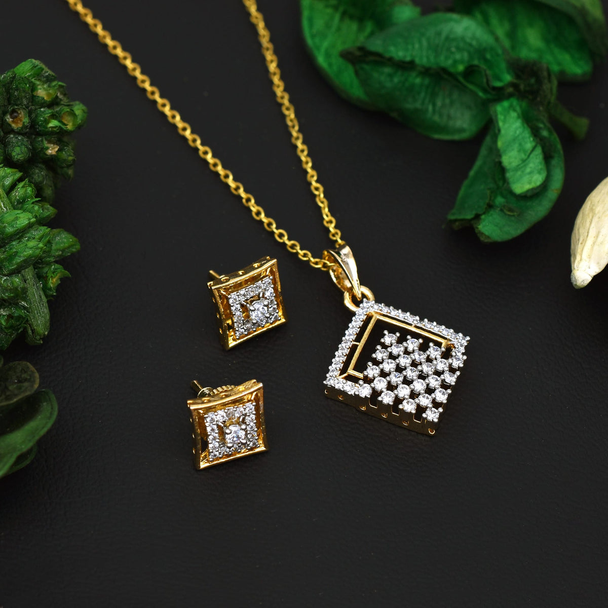 Zircon Twilight Elegant Pendant Set With Chain and Earrings