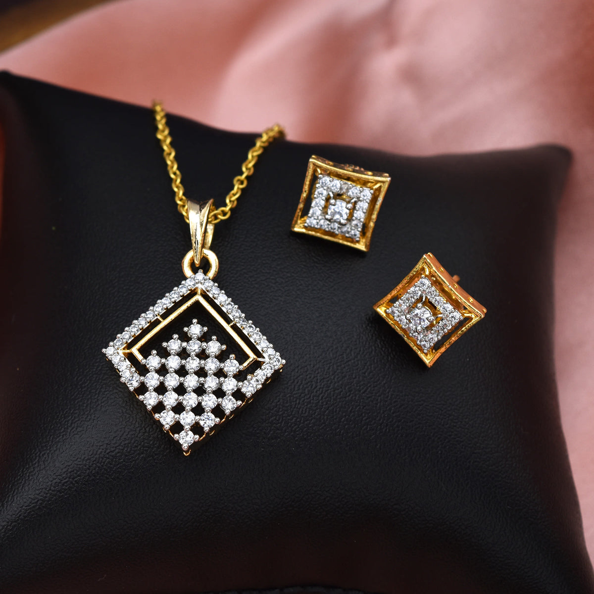 Zircon Twilight Elegant Pendant Set With Chain and Earrings