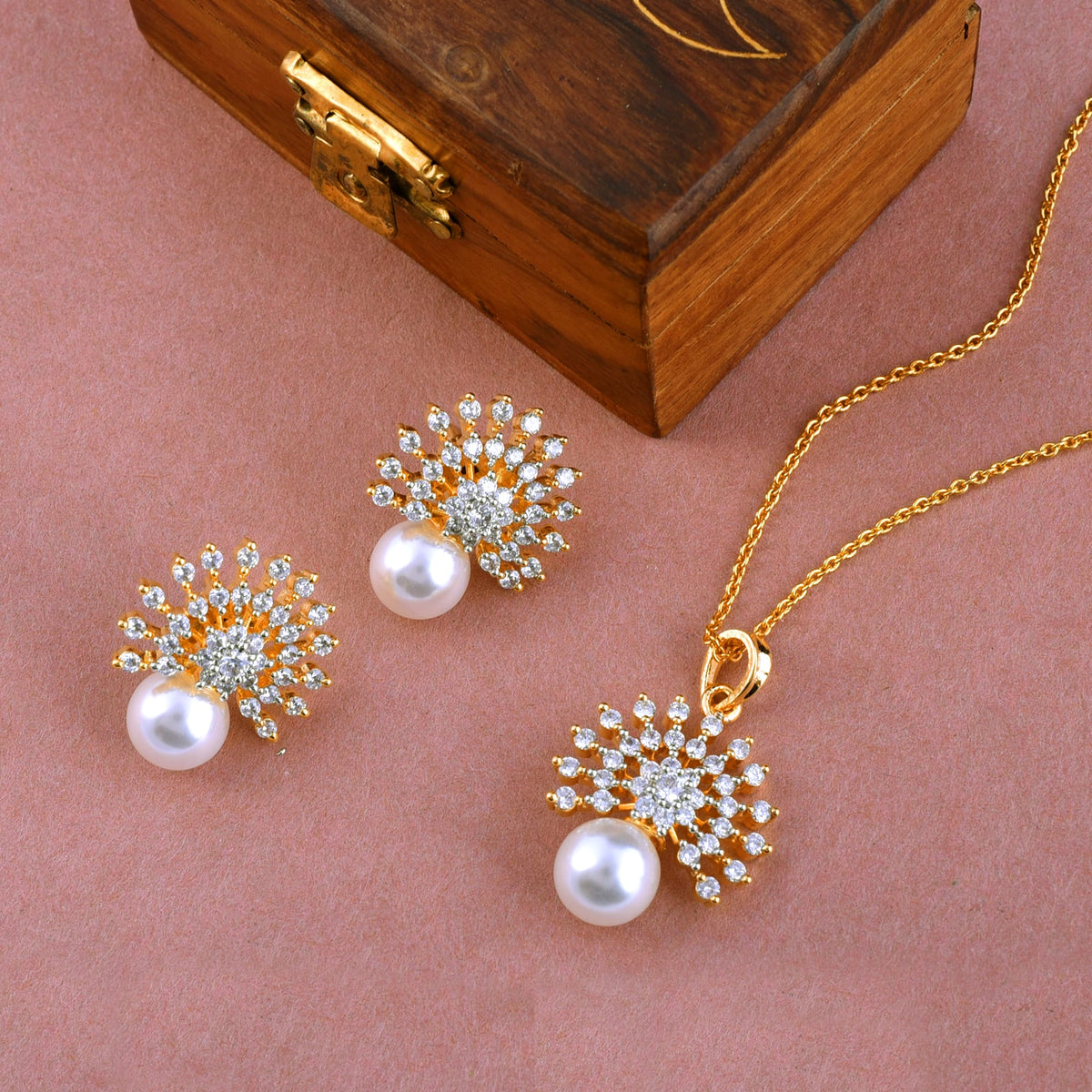 Eternal Pearl Pendant Set with Chain and Earrings