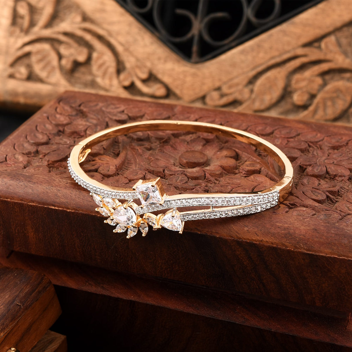 Gleaming Gold Gem Bracelet with Adjustable Lock System