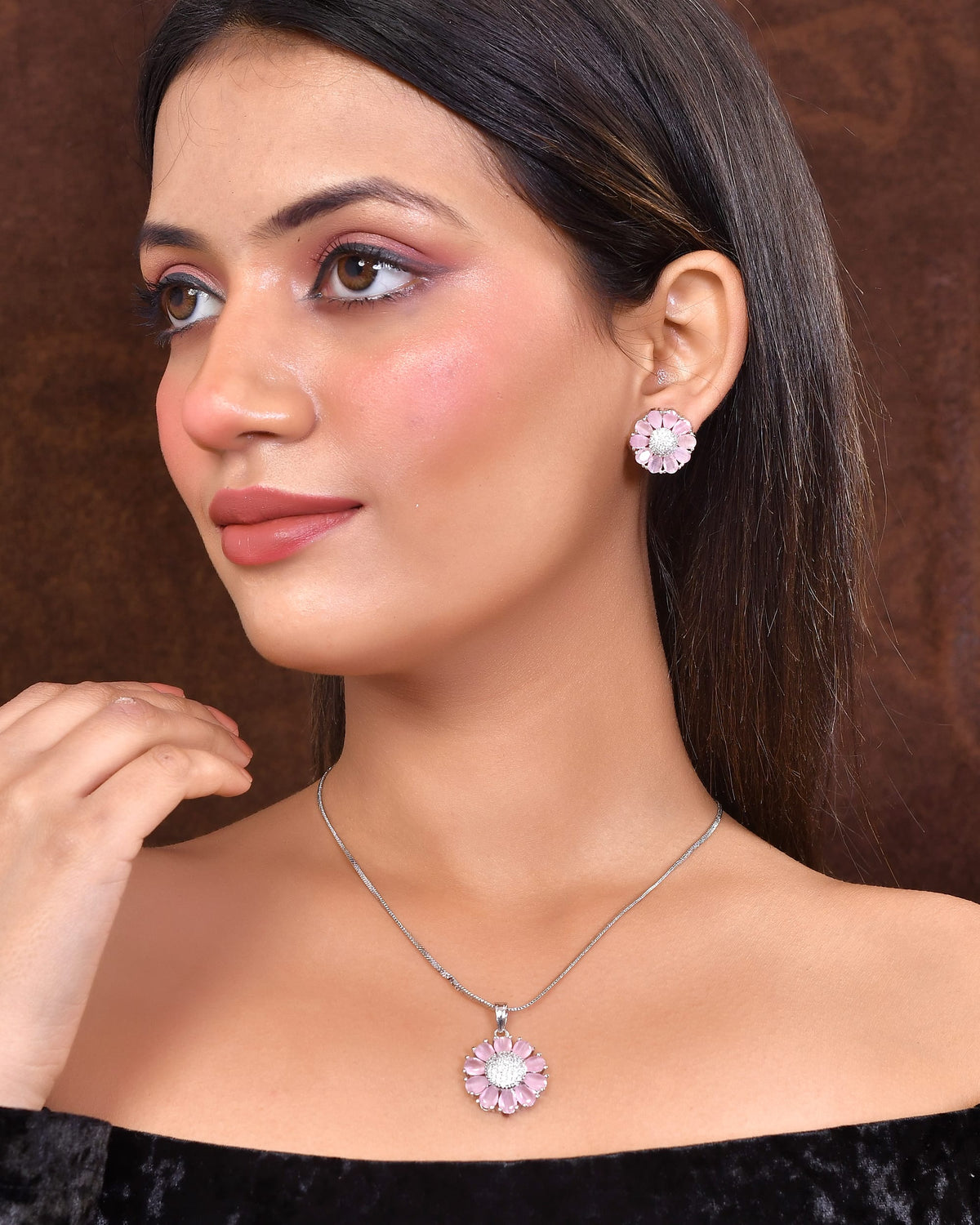 Radiant Rouge Pendant Set with Chain and Earrings