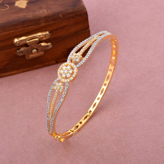 Luminous Gold Diamond Bracelet with Adjustable Lock System