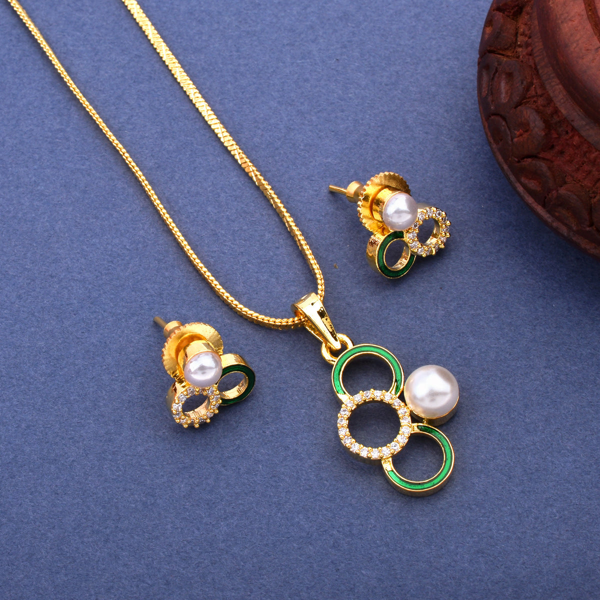 Meenakari Majesty Pendant Set with Chain and Earrings