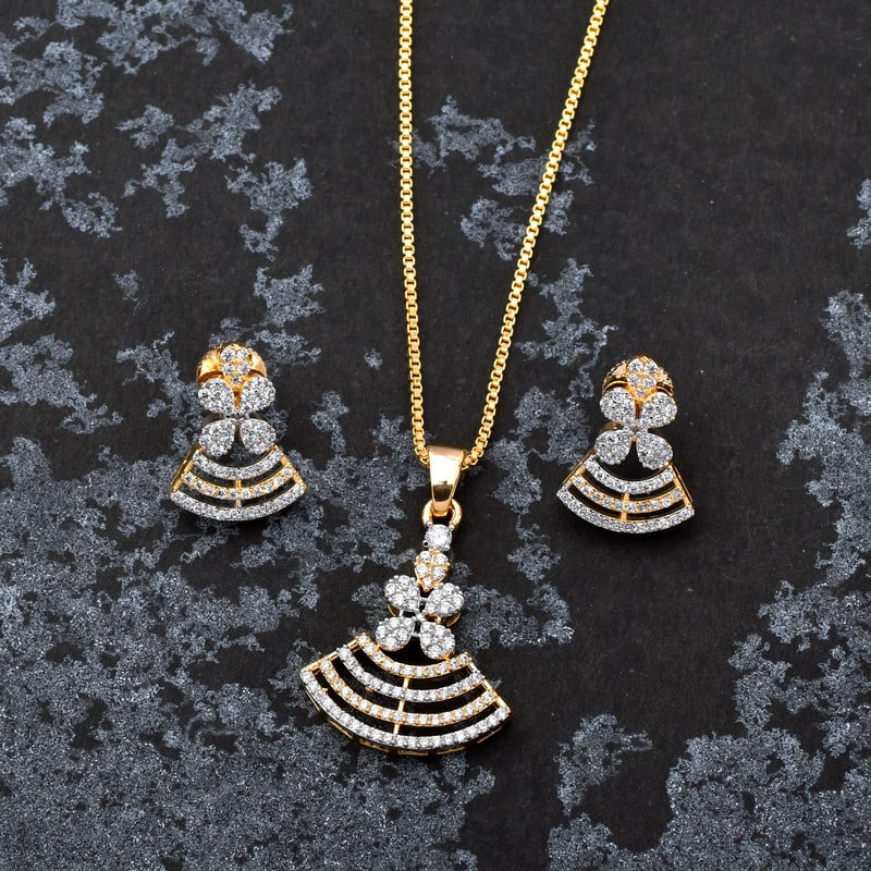 Diamond Dream Pendant set with Chain