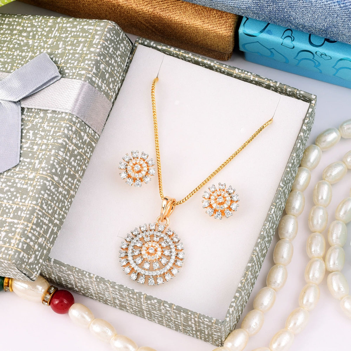 Golden Stardust Elegance Pendant Set with Chain and Earrings