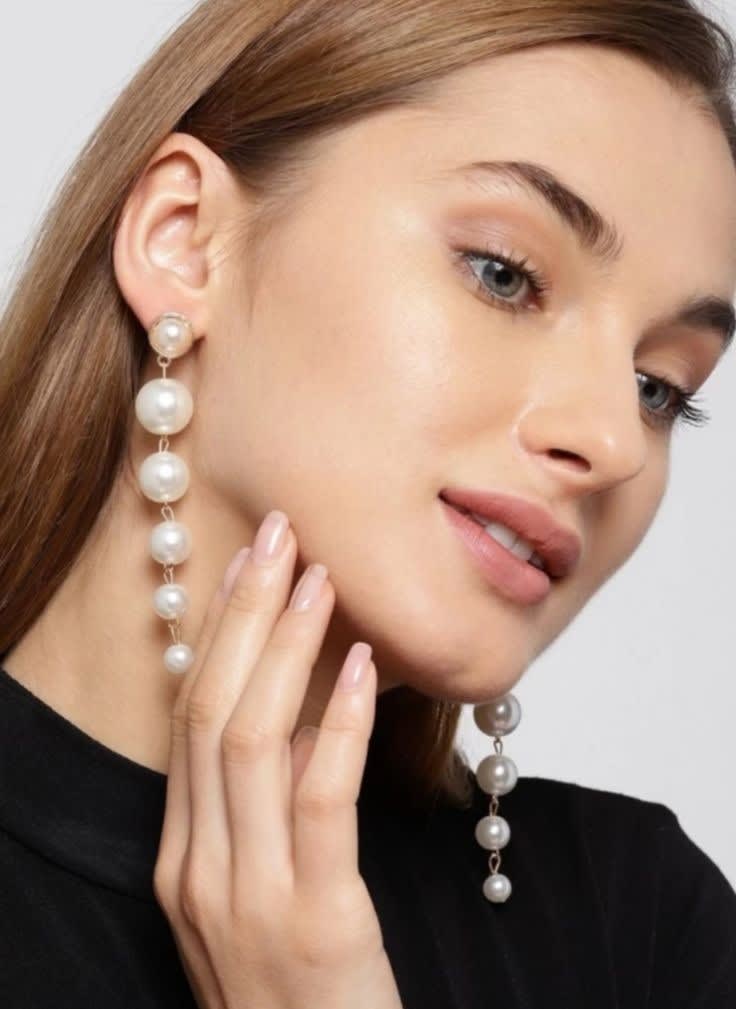 Pearl Stream Danglers/Earrings